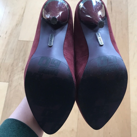 Miss Sixty burgundy suede pumps - Picture 6 of 6